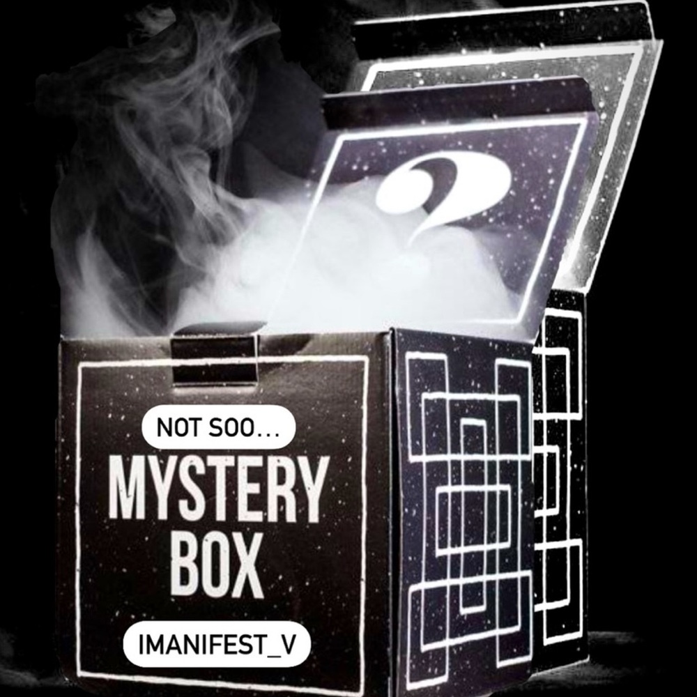 MYSTERY BOX  with @imanifest_v Mondays 🔥